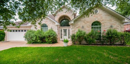305 Magnolia Lane, Brenham