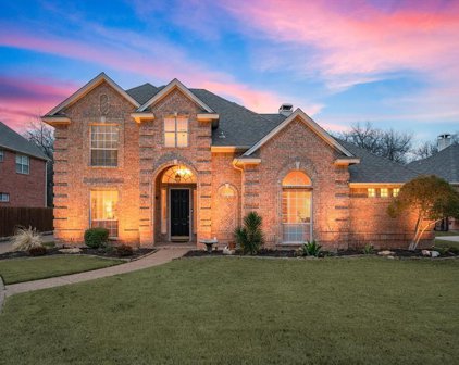 208 W Mill Valley  Drive, Colleyville