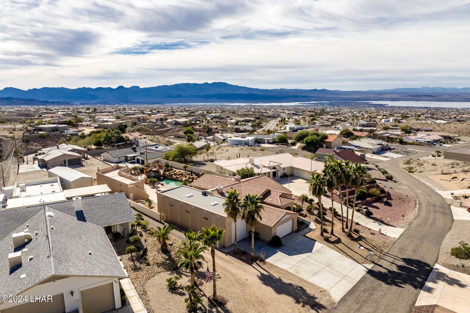 3890 Lodestar Dr, Lake Havasu City | MLS 1029119 | »» Call/Text ...