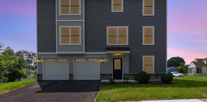 100 High St, Enola