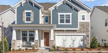 127 Crossvine  Drive, Mooresville