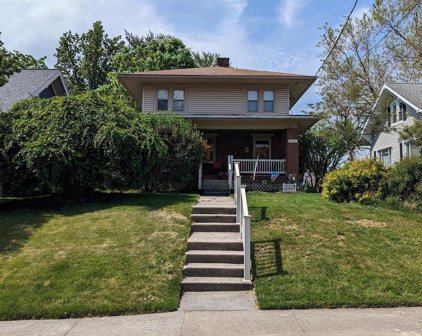 251 E Areba Ave, Hershey