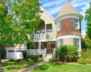 234 Moore  Se Avenue SE, Vienna image