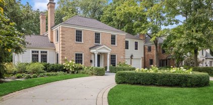 312 Forest Road, Hinsdale