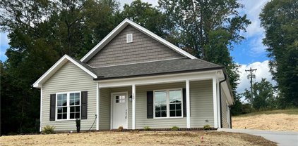 137 Harding Street, Mocksville