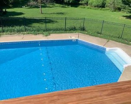 9 Royalty  Court, Florissant
