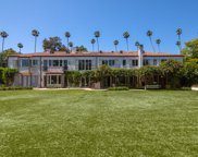 706 N Canon Dr, Beverly Hills image