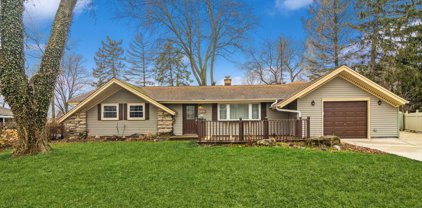1928 Wayland Court, Schaumburg