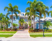 811 Islebay Drive, Apollo Beach image