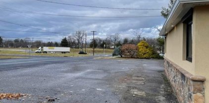 24 Broad St, Readington Twp.