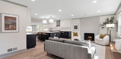 6425 16th St, Alexandria