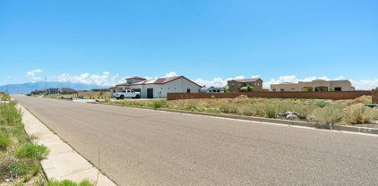 6508 PAPAGAYO Road NW, Albuquerque