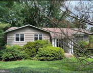2533 Flint Hill   Road, Vienna image