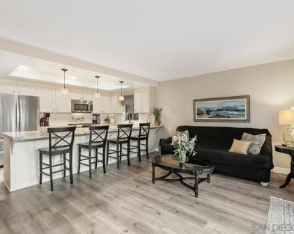 330 B, Coronado