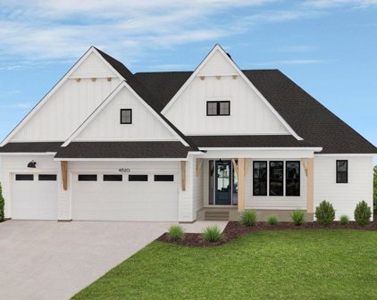 4399 Hawks Point, Minnetrista