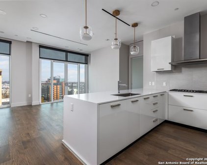 123 Lexington Ave Unit 1204, San Antonio