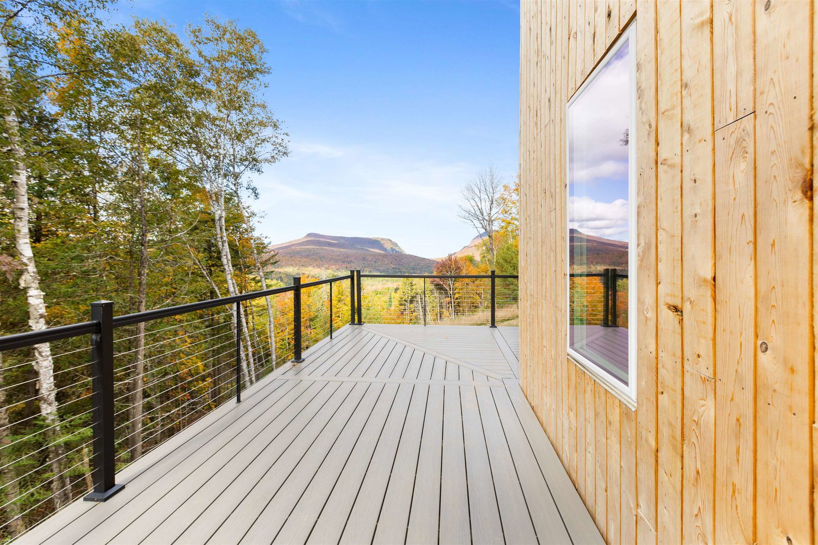 93 Rocky Rd, Sutton, 05871
