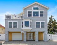 8 W Maryland Ave, Long Beach Township image