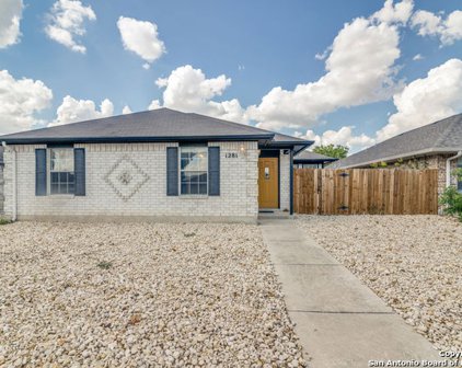 1281 Buttercup Ln, New Braunfels