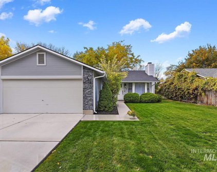 6433 N Portsmouth, Boise