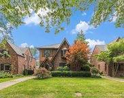 627 Fisher, Grosse Pointe image