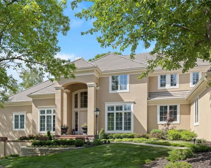 2904 W 112th Street, Leawood