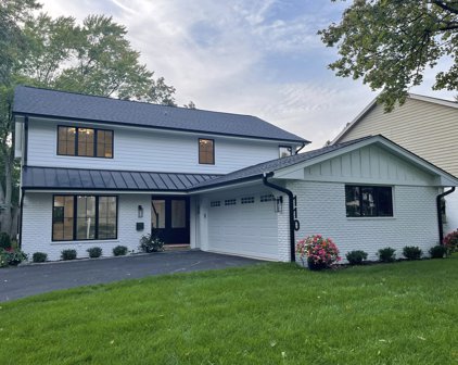 110 N Vine Street, Hinsdale