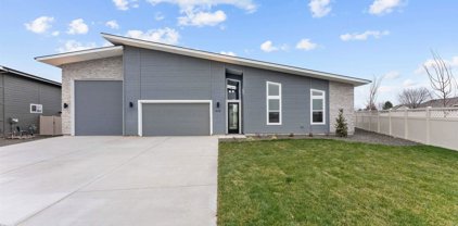 1518 W Morganite, Kuna