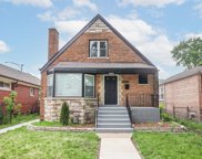 8252 S Woodlawn Avenue, Chicago image