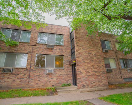 1730 W Rosehill Drive Unit #1A, Chicago