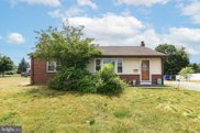 8 Severs Ave, Beverly image