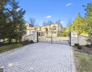 10222 Falls Rd, Potomac image