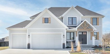 1116 SW Brookside Court, Lee's Summit
