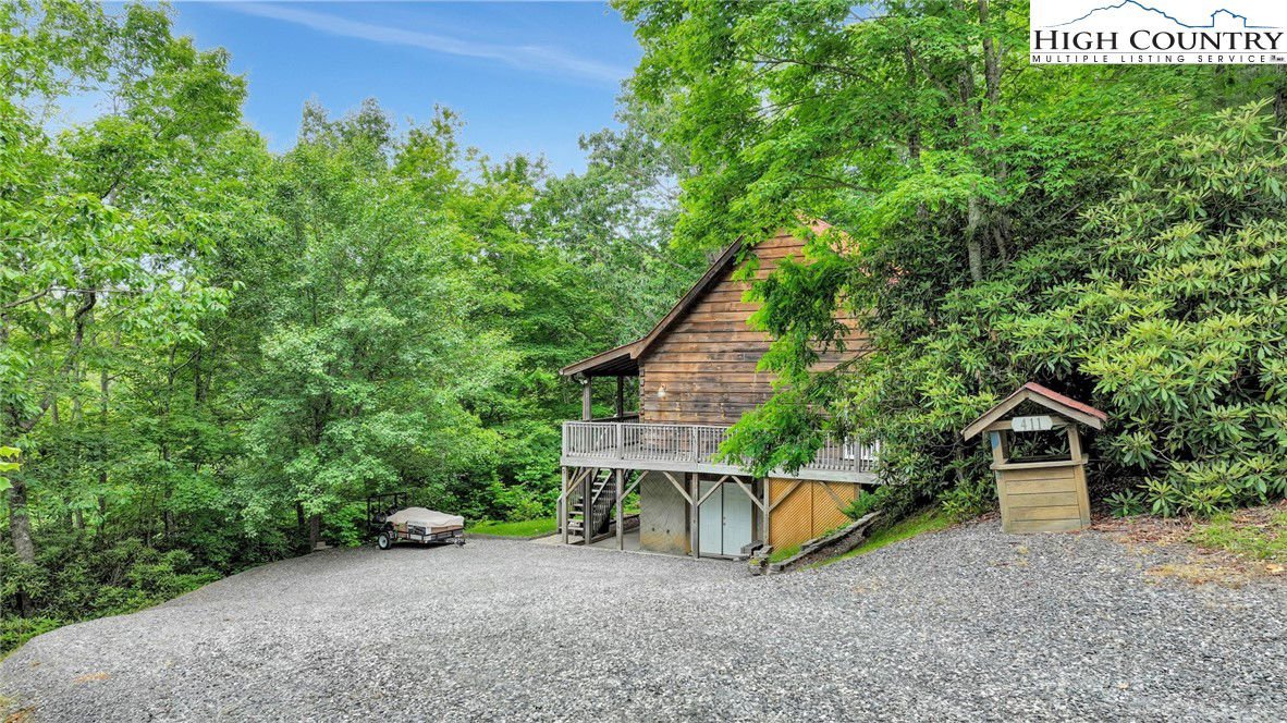 411 Locust Hill Road, Boone, 28607