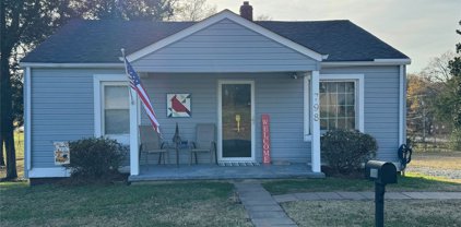798 Davis Se Street, Concord