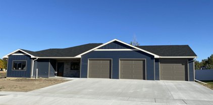2832 Cottonwood Cir, Mitchell