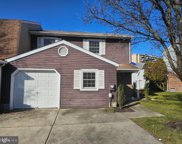 27 Windsor Mews, Cherry Hill image