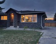177 Westminster Drive Sw, Calgary image