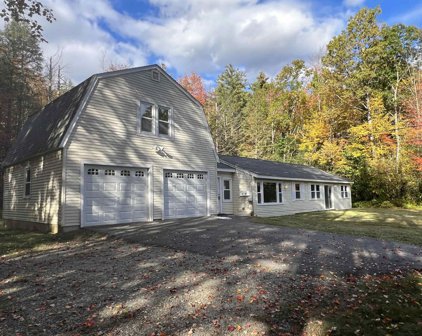 555 New Boston Road, Bedford