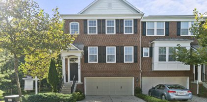 11816 Mango Ln, North Potomac