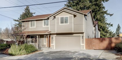 10529 Washington Way, Everett