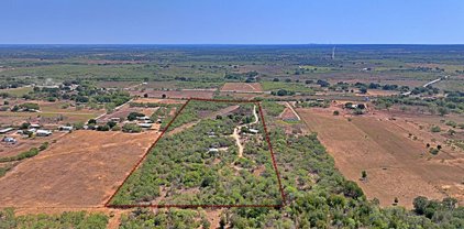 222 Bronco Trl, Seguin