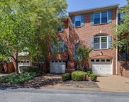 131 Carriage Ct, Brentwood image