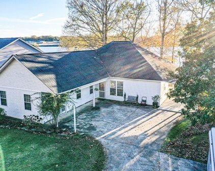986 Ridgewood Harbor Rd, Waterloo