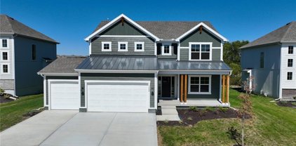 1422 SW Georgetown Drive, Lee's Summit