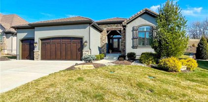 9221 Cottonwood Canyon Drive, Lenexa