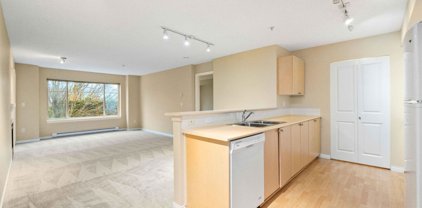 2151 151a Street Unit 204, Surrey