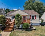 27 E 11th   Avenue, Runnemede image
