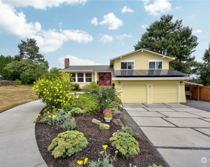 2943 217th Place SW, Brier