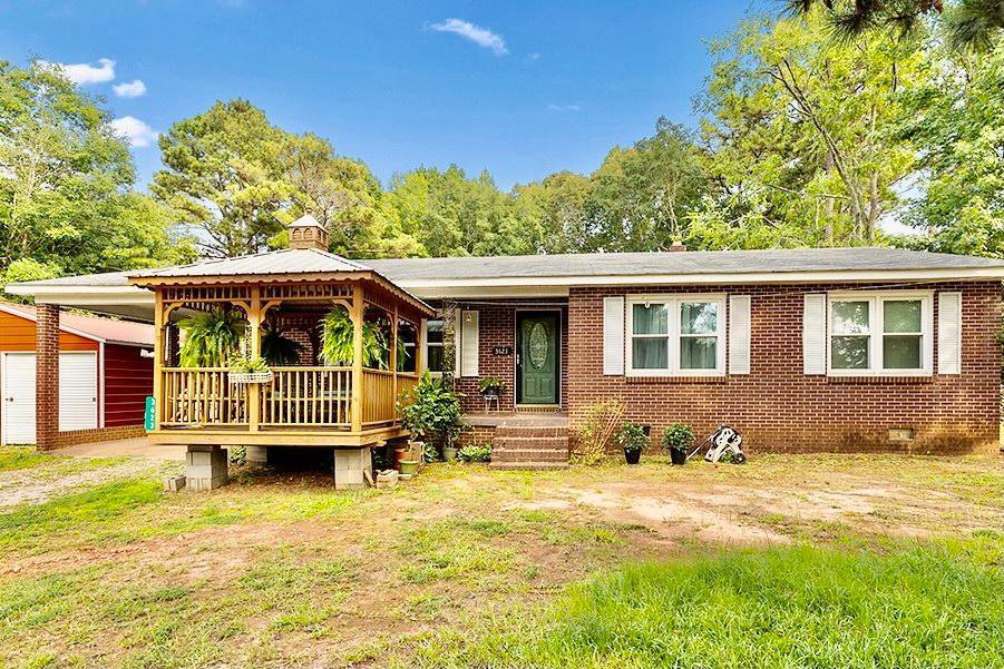 MLS Number 121340 3623 McCormick Hwy, Greenwood Property for Sale